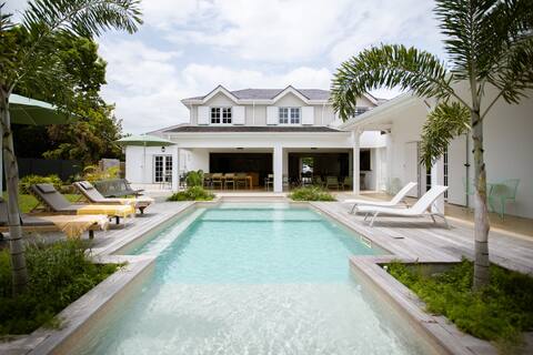 Villa Saint Vincent by Habitation Saint Charles