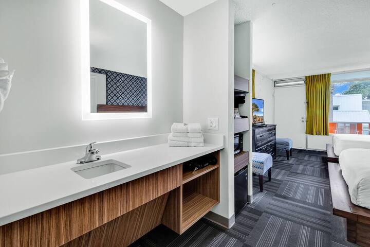Stay Coastal managed Airbnb listing 3