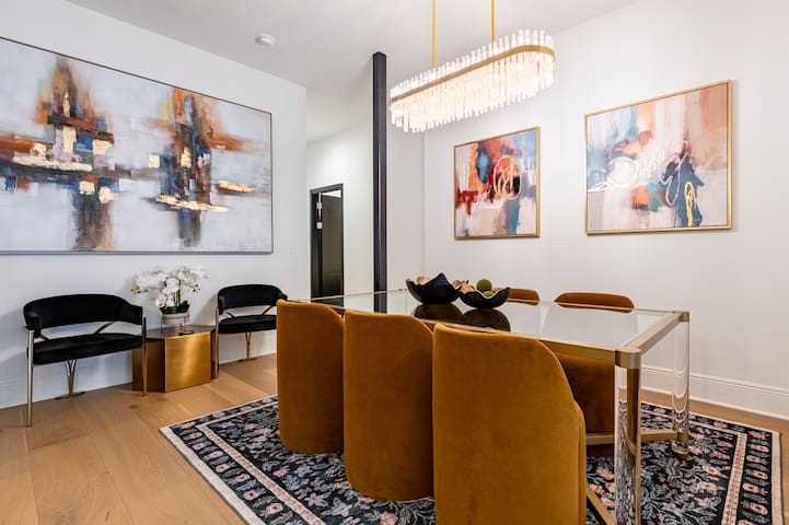 The Streetcar – The Little Lagniappe on St Charles gallery image 3