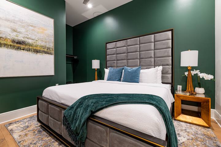 The District – Luxury 4BR gallery image 3