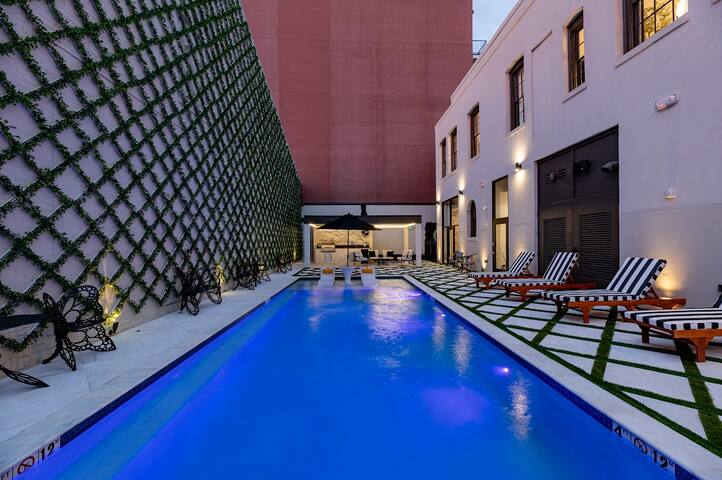 The District – Luxury 4BR gallery image 2