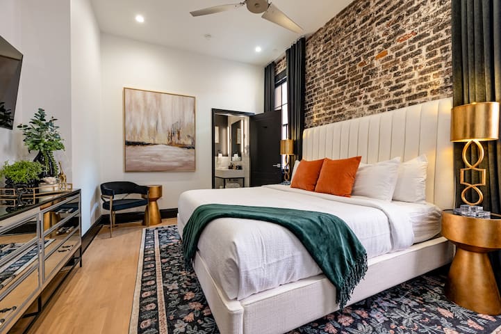 New Orleans Luxury Collection managed Airbnb listing 3