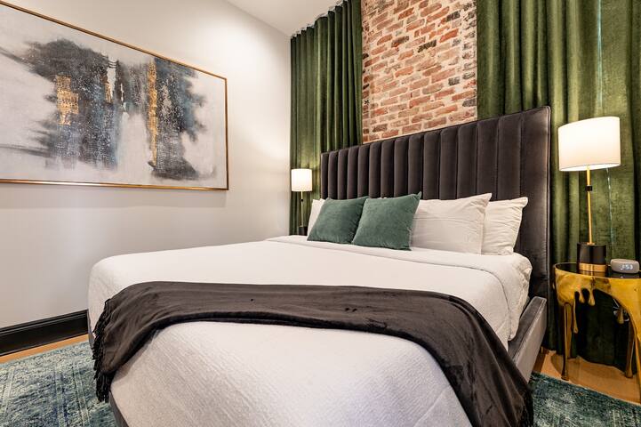 The Praline 4BR All King Beds gallery image 5