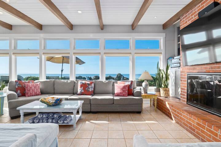 Beachfront Rio Del Mar Home – 5 bedrooms! gallery image 2