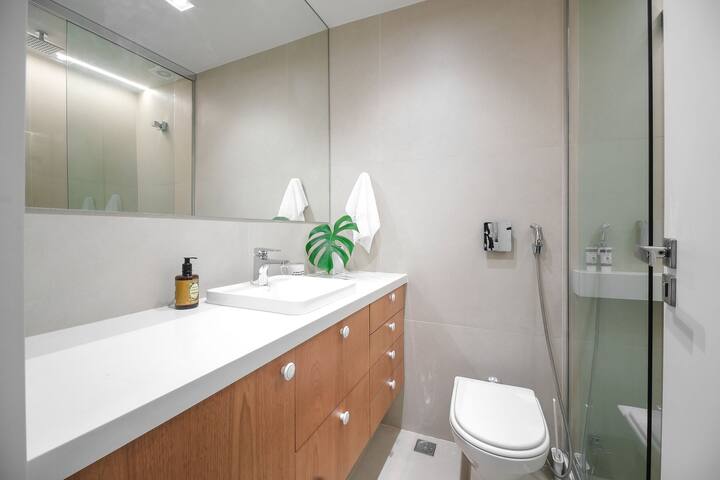 Leblon | Renovated, 5min to Beach & Restaurants gallery image 5