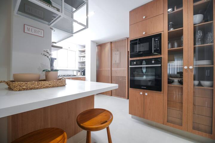 Leblon | Renovated, 5min to Beach & Restaurants gallery image 2