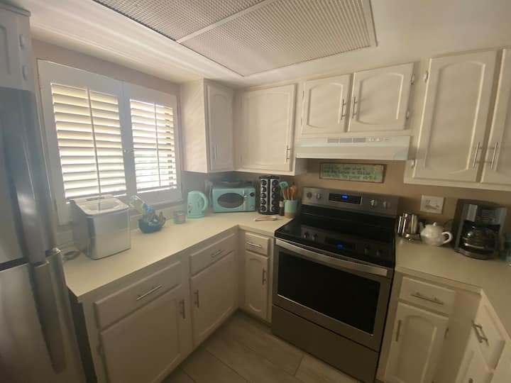 Castle Reef 316 Ocean Front Condo - Edgewater, FL