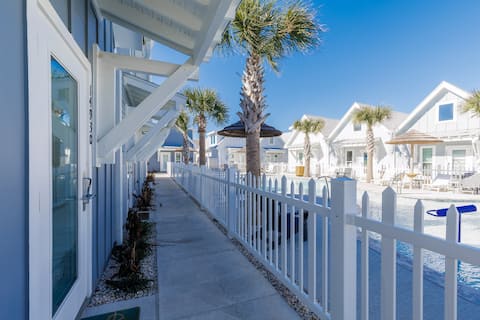 Catch the Wave to a Pet-Friendly Stay Near Beach