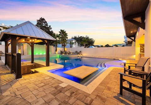 Crystal Del Mar with Private Pool and Gulf Views