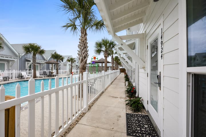 Cozy Getaway | Pool & Pirate Playground Near Beach - Corpus Christi, TX
