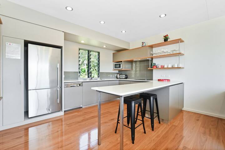 Boomerang Breeze Number One gallery image 5