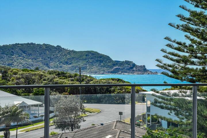 Boomerang Breeze Number One