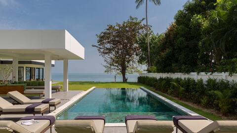 Large Beach Front Villa, 7BR, Na Muang, with chef