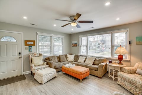 1/2 Mi to Beach Access: Margate City Home!