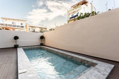 Athens Grec Suites - Dafni's Hideaway w/ Balcony