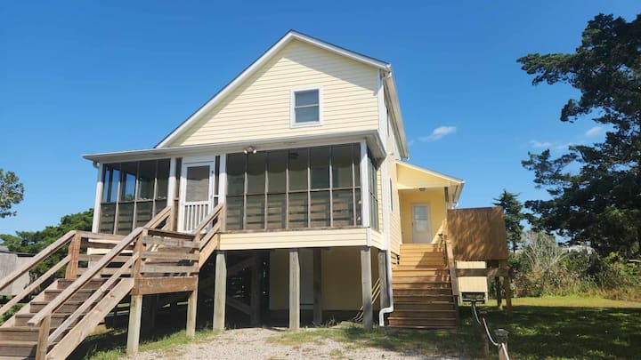 Cr53: Evening Shade-private Yard, Screened Porch - Ocracoke, NC