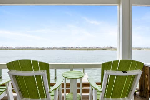 Dog-Friendly Coastal Escape | Pool & Dock