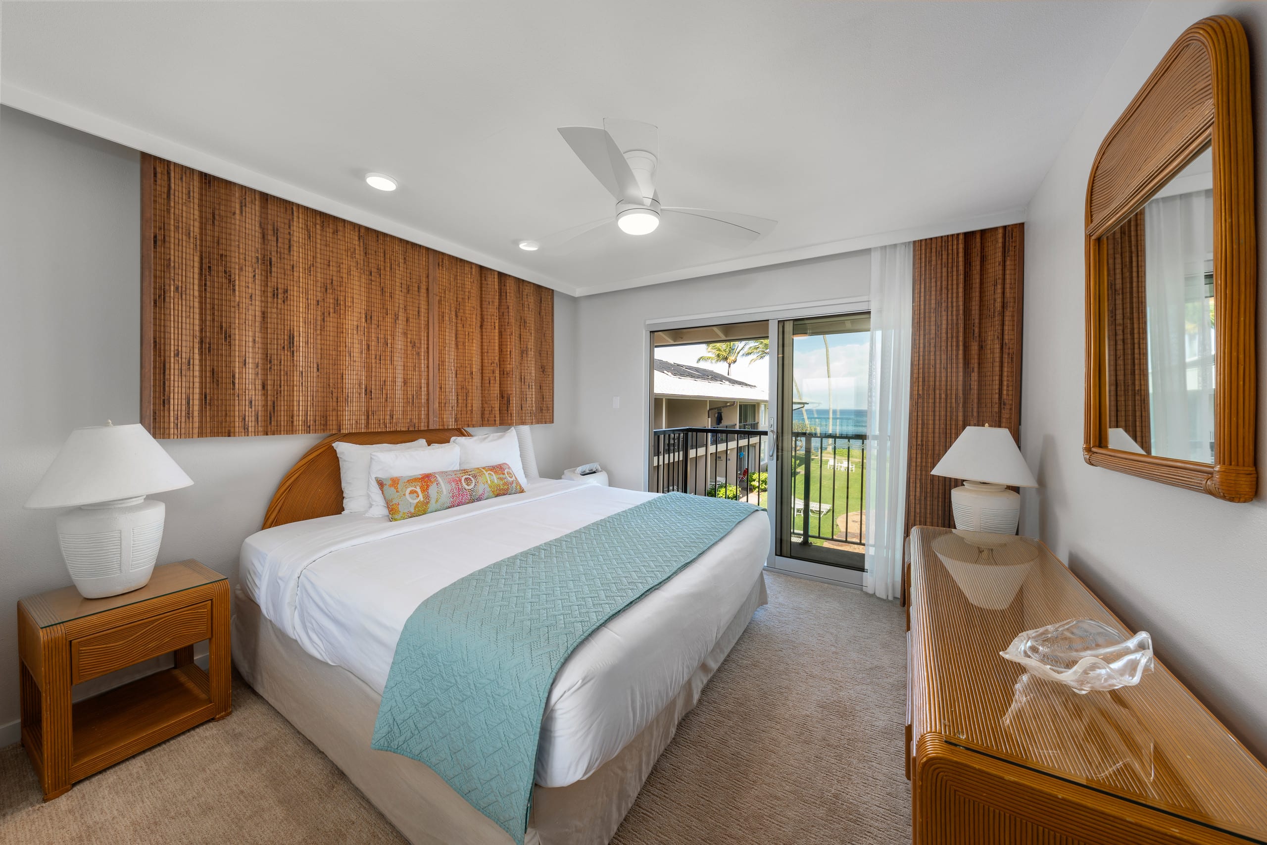 Condo in Lahaina · ★4.92 · 1 bedroom · 3 beds · 1 bath - Image 14