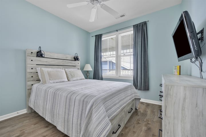 חדר שינה 2 עם מיטת קווין סייז