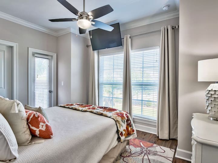 Kati 2 - Suitë ️ "Queen" me banjë en suite (dhoma gjumi 2)