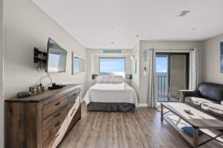 Mb Resort Renaissance Tower 1203 - Pools & Beach - Surfside Beach, SC
