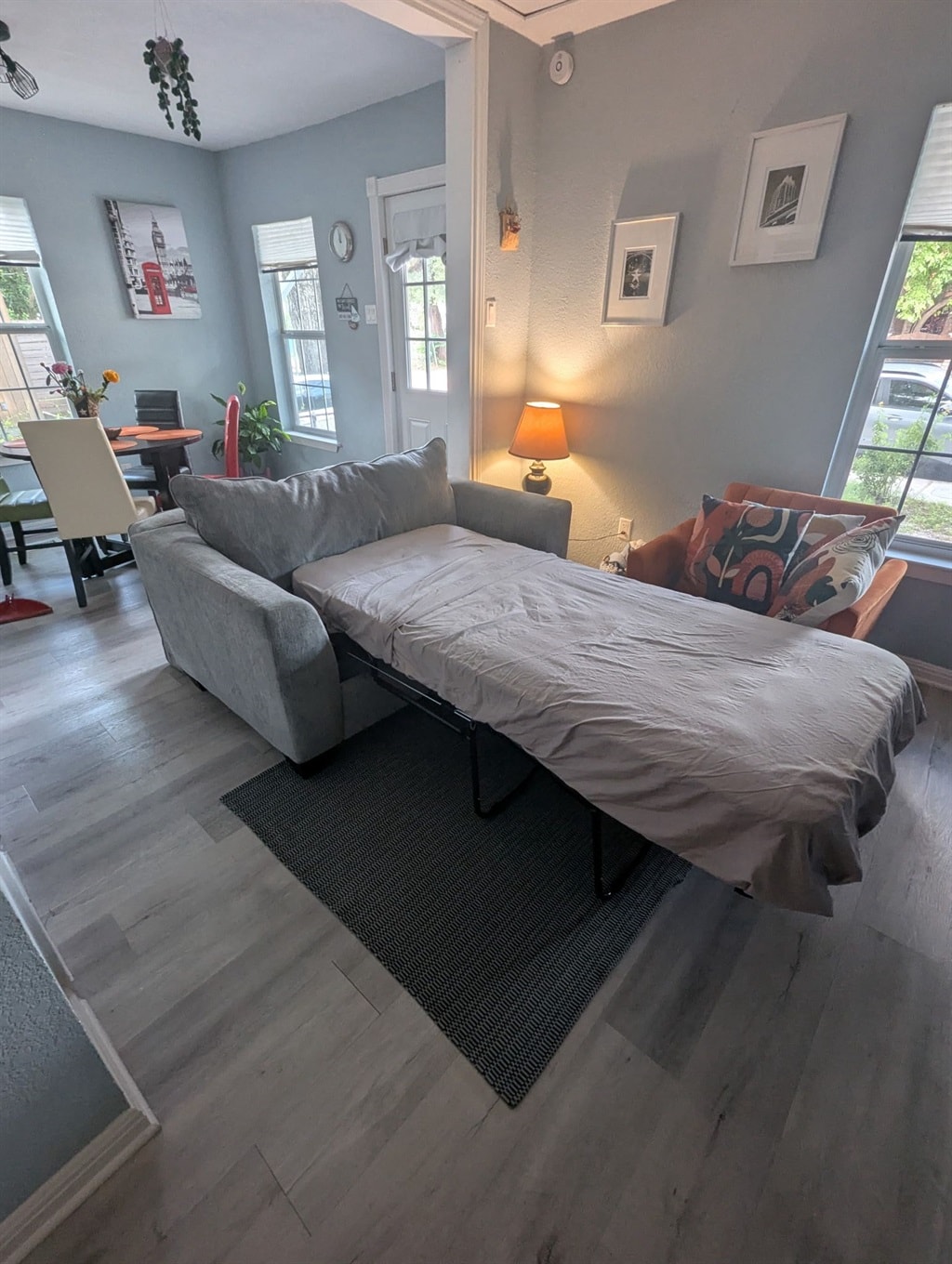 Holly Heritage Gem | Walk to 6th St & Lake