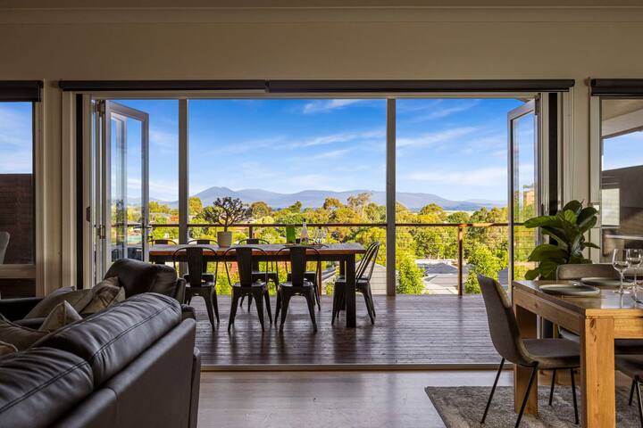 The YarraView – Entertain with Panoramic Views gallery image 4