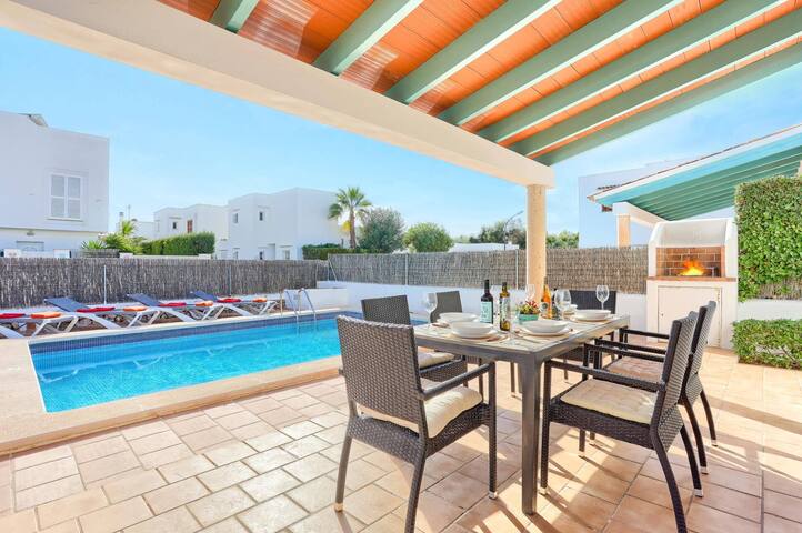 Villa Judith by Villa Plus gallery image 5