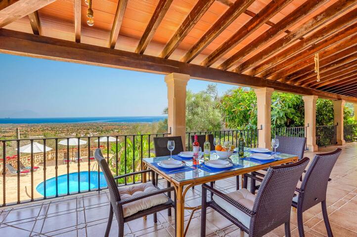 Villa Toni i na Bel by Villa Plus gallery image 3