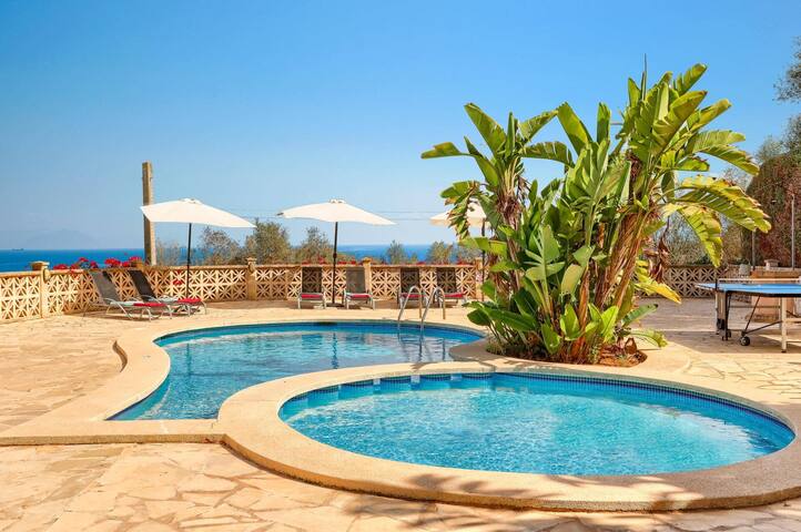 Villa Toni i na Bel by Villa Plus gallery image 4