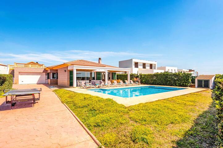 Villa Mediterraneum by Villa Plus