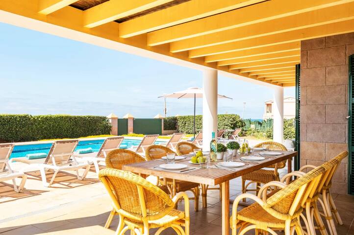 Villa Mediterraneum by Villa Plus gallery image 3