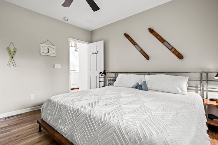 Lower Level King Suite with Jack & Jill Bathroom to Bunk Room