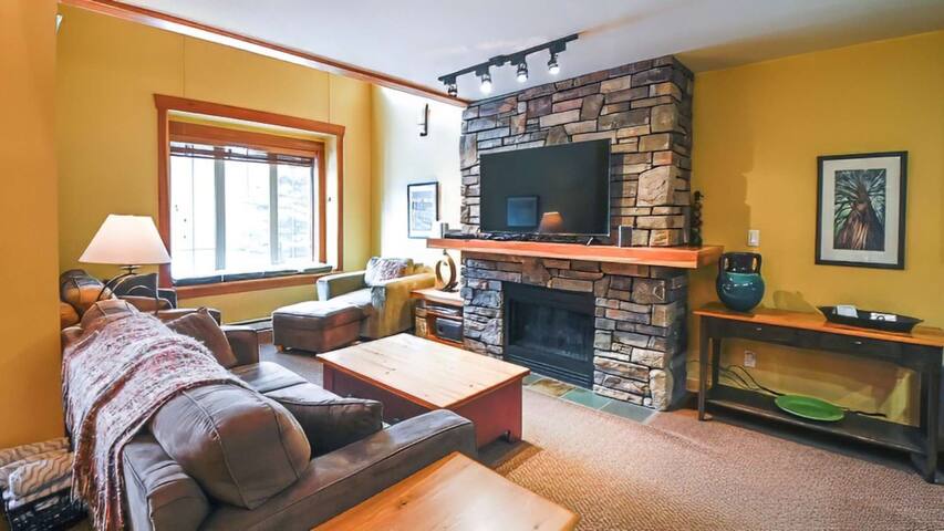 Fernie Lodging Company managed Airbnb listing 3