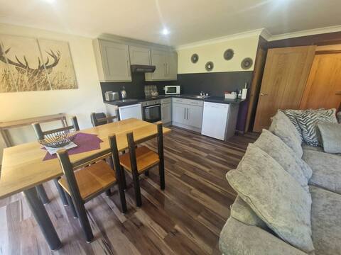 Harvest 5 @ Yellowtop Country, Hot Tub, Yorkshire