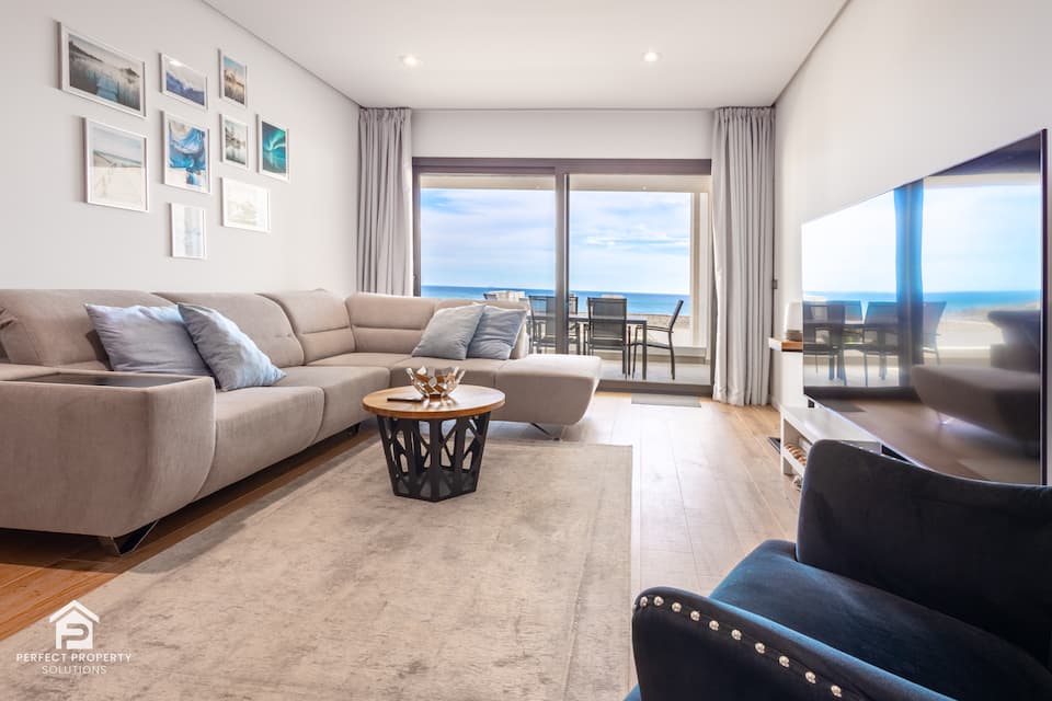 A sea-and-golf view flat at Alcaidesa the Links, San Roque, Andalusia, Spain, photo 4 of 10