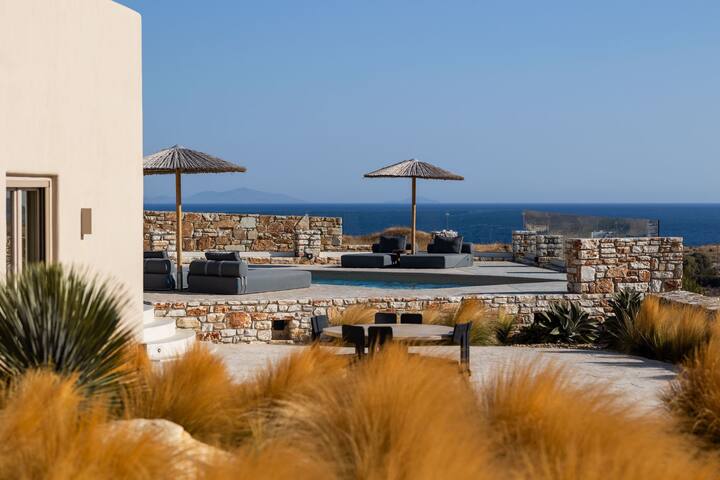 Akrotiri Estate Naxos – Private hillside estate gallery image 4