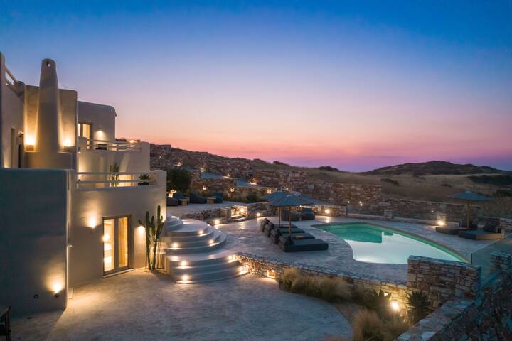 Akrotiri Estate Naxos – Private hillside estate gallery image 2