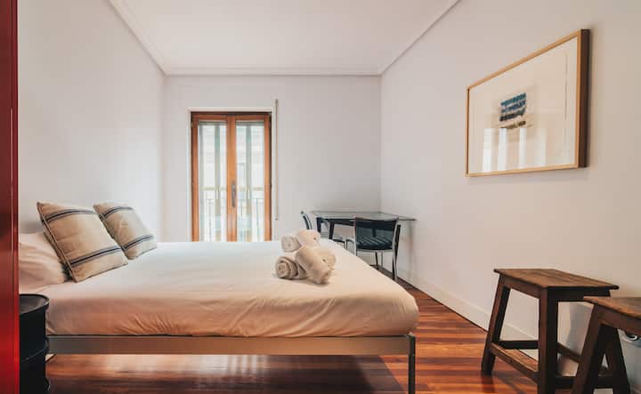 Alderdi Eder Apartment - Usúrbil