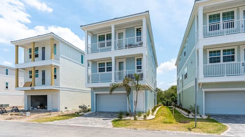 .08 Miles to AMI - Canal Front w/Heated Pool!