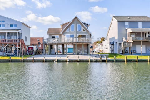 Bliss by the Bay in Captain's Cove Golf and Yacht