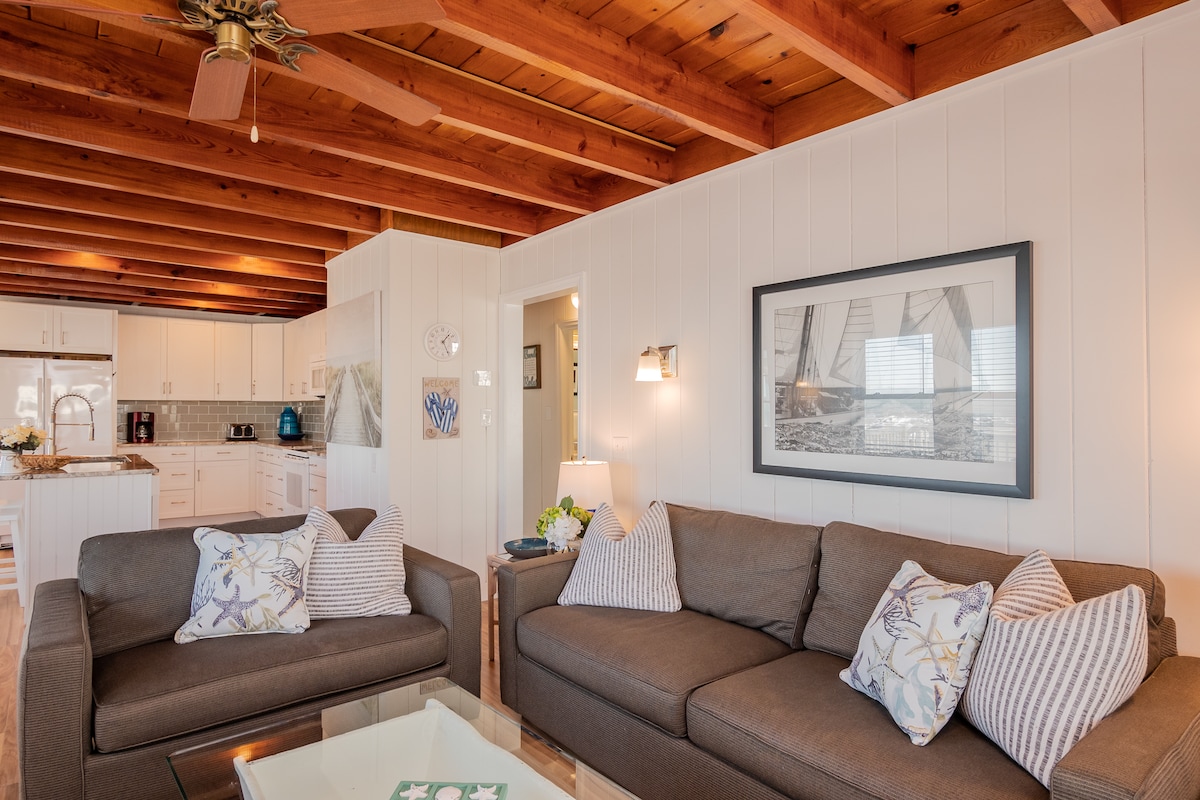 A Little Nauti: More Than Just a Little Nice – Photo 14