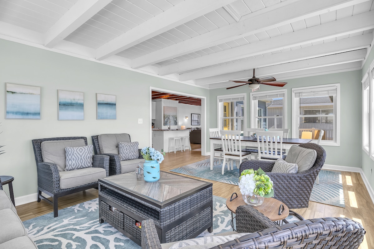 A Little Nauti: More Than Just a Little Nice – Photo 7