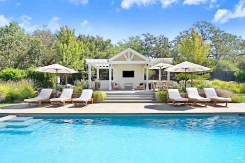 *New* Sonoma Family Retreat with 4 Bdms and Pool