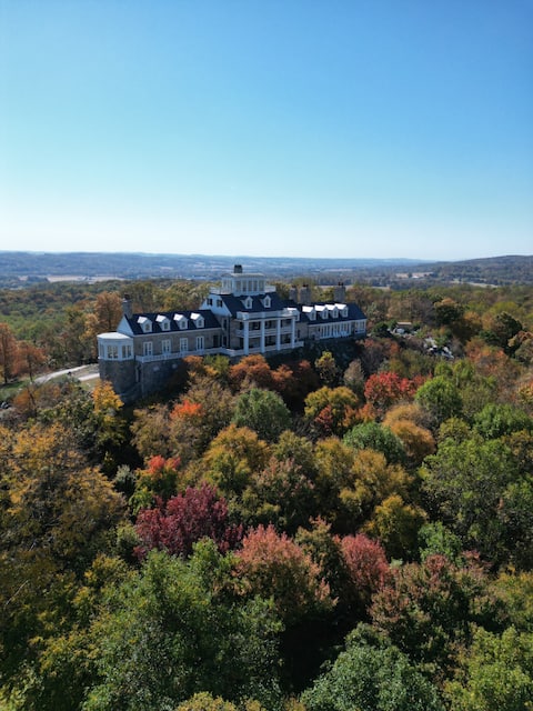 Roundtop Mansion on 135 Acre Estate / Indoor Pool