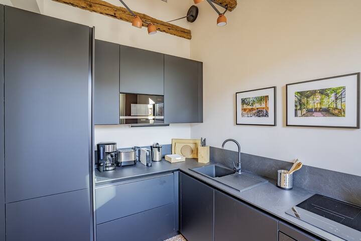 Palazzetto San Stin Renewed in 2024 gallery image 4