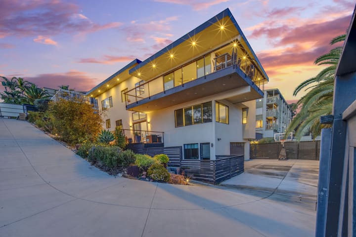 Luxury Home W/ Arcades, Fire Pit, & Amazing Views