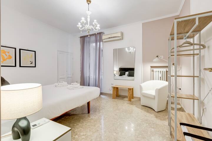 BMGA | Stunning 4 Bdr Apt Castel S. Angelo View gallery image 4