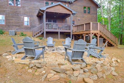 McDonough Escape w/ Private Hot Tub & Game Room!