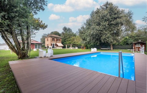 3 bedroom nice home in Rosolina